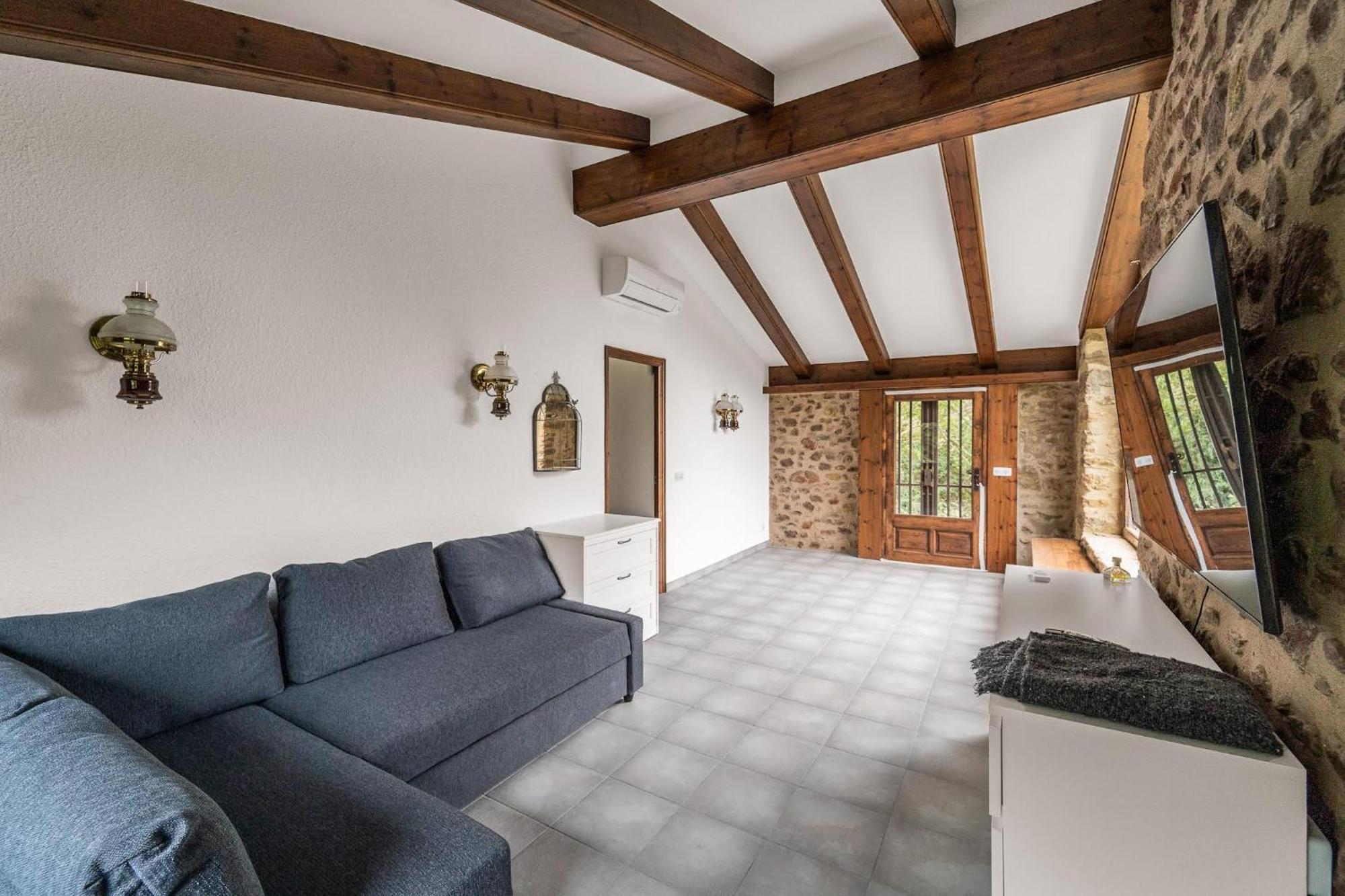 Villa Castell In Girona Sant Miquel de Campmajor Exterior foto