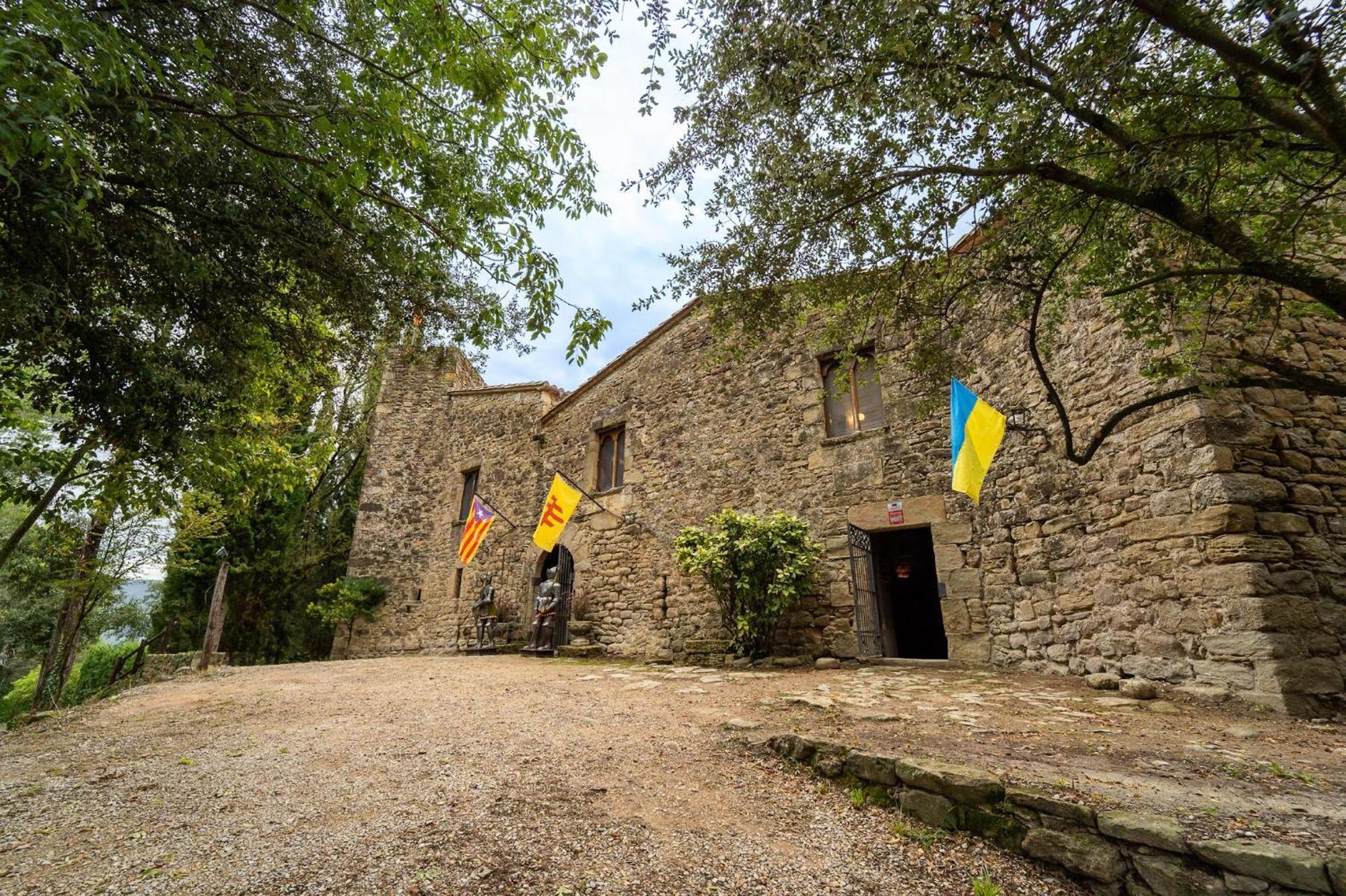 Villa Castell In Girona Sant Miquel de Campmajor Exterior foto
