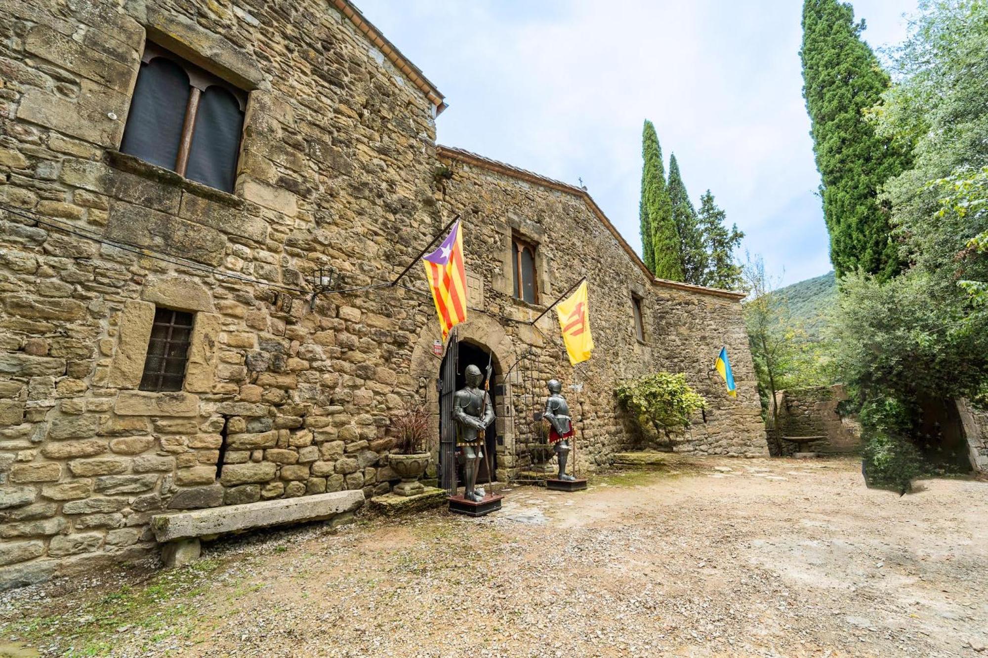 Villa Castell In Girona Sant Miquel de Campmajor Exterior foto