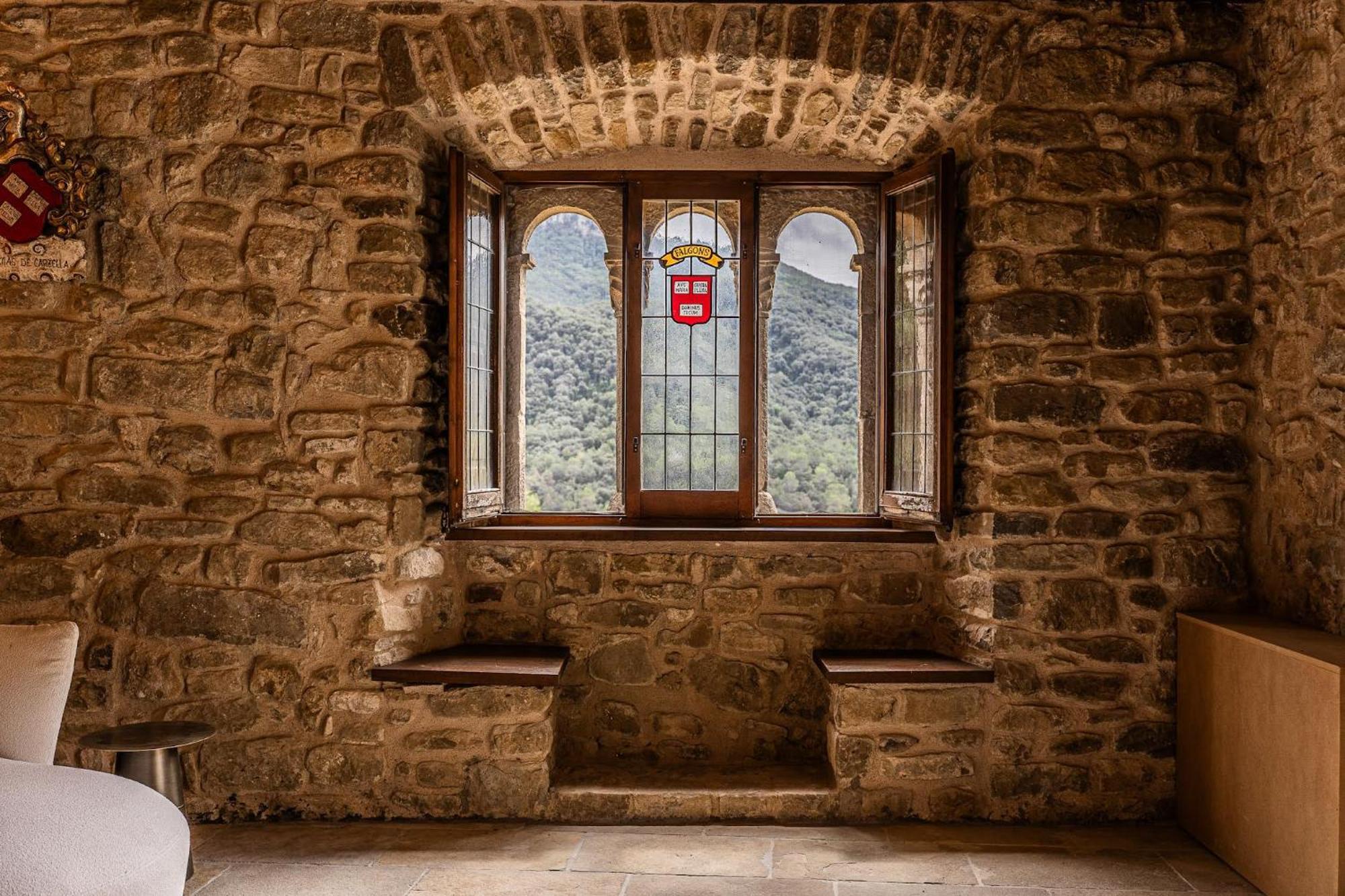 Villa Castell In Girona Sant Miquel de Campmajor Exterior foto