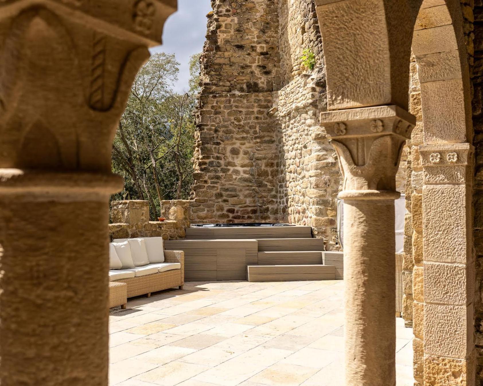 Villa Castell In Girona Sant Miquel de Campmajor Exterior foto